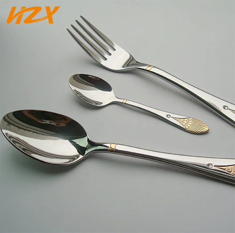 Popular reusable wedding  gold cutlery set knife spoon fork flatware set juego de cubiertos con filo dorado gold plated cutlery