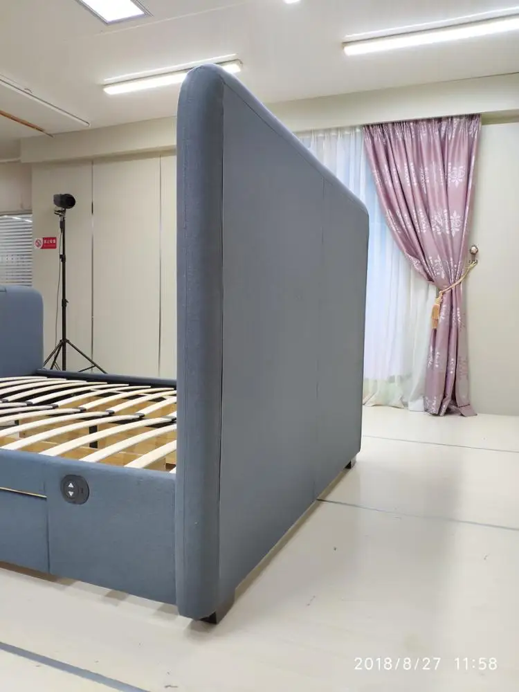 
General Use Luxury Wood Furniture Bedroom Set Automatic Lift TV Bed 