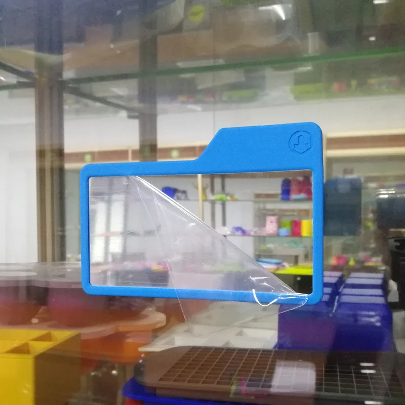 2023 Portable Silicone Shower Mirror for Bathroom Shaving on Window or Wall