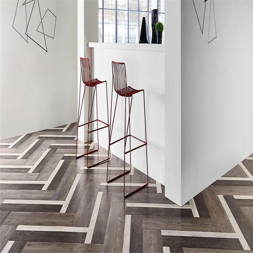 Click lock wood design pvc vinyl plank plastic laminated spc flooring tile