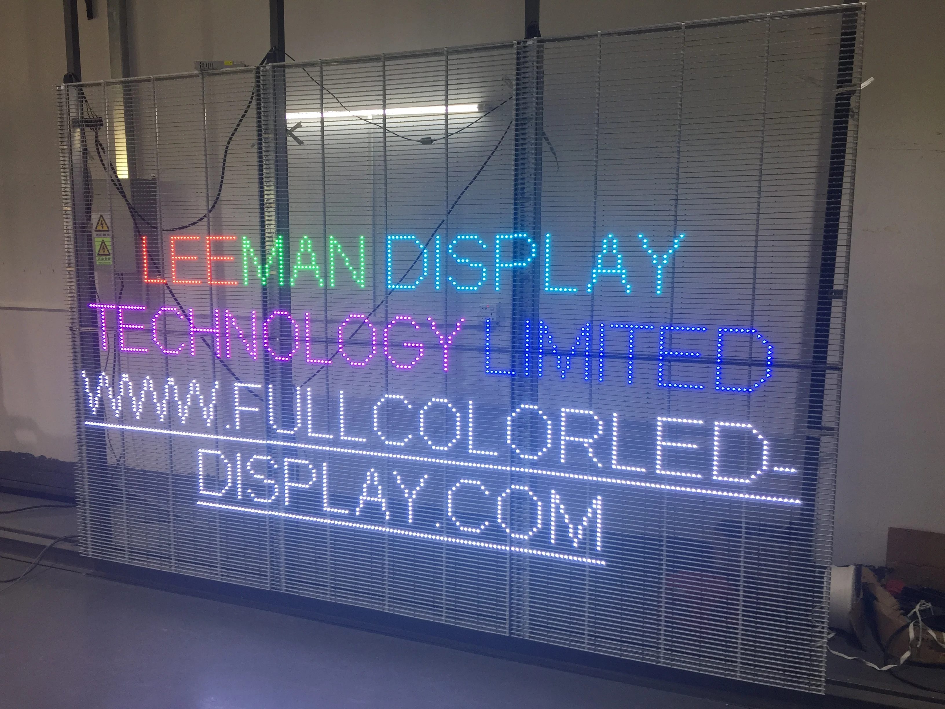 3D Transparent Oled Screen P5 P6 Indoor Glass Led Display Screen And Led Wall high quality rgb transparent oled screen P7.81