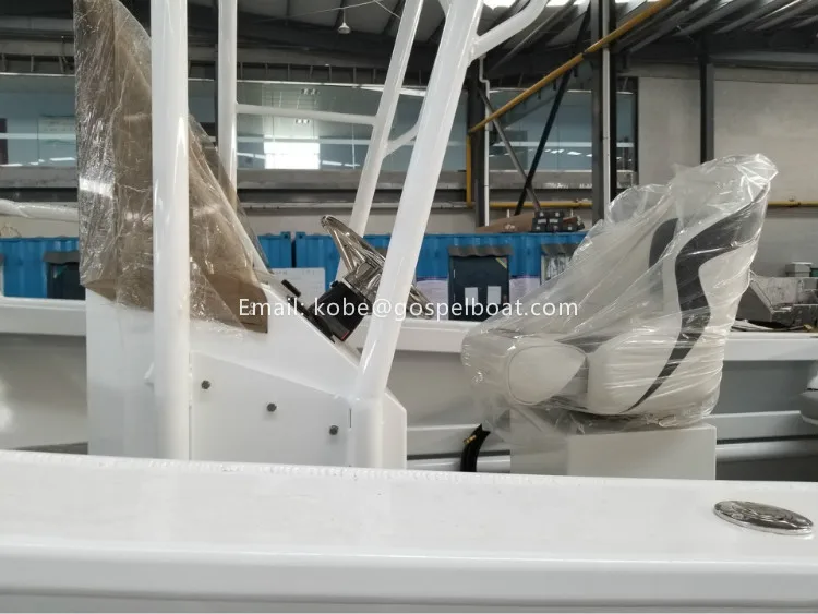 5.9m(20ft) Offshore Plate Center Console Boat With T-Top