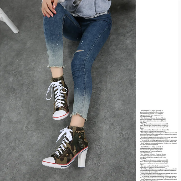 Popular Canvas High Heel  Sports Running Sneakers for Women