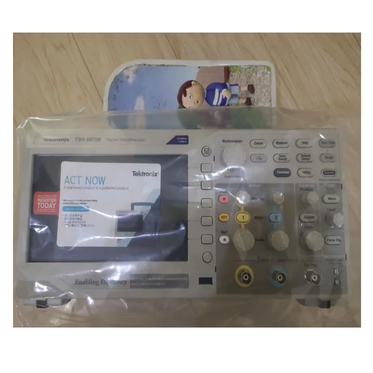 Осциллограф Tektronix TBS1064