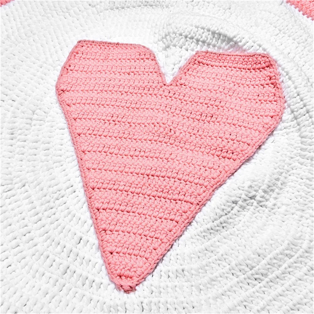 Factory-direct Handmade Crochet round heart floor pompom blanket rug playmat for baby