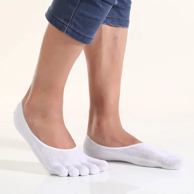 Custom Classic Type Plain Mens No Show meias Elastic anti-bacteria & odour resistant Combed Cotton Five Fingers Toe Socks