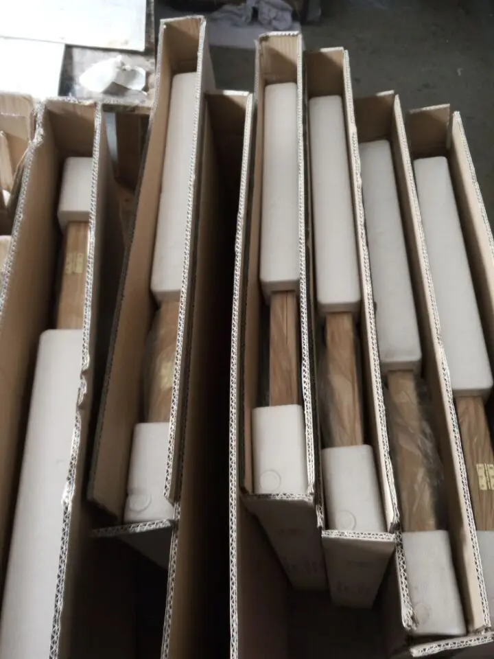 Solid Wood High-end Basketball Tennis Football Commemorative Medal Display Wall Jersey Display Photo Frame