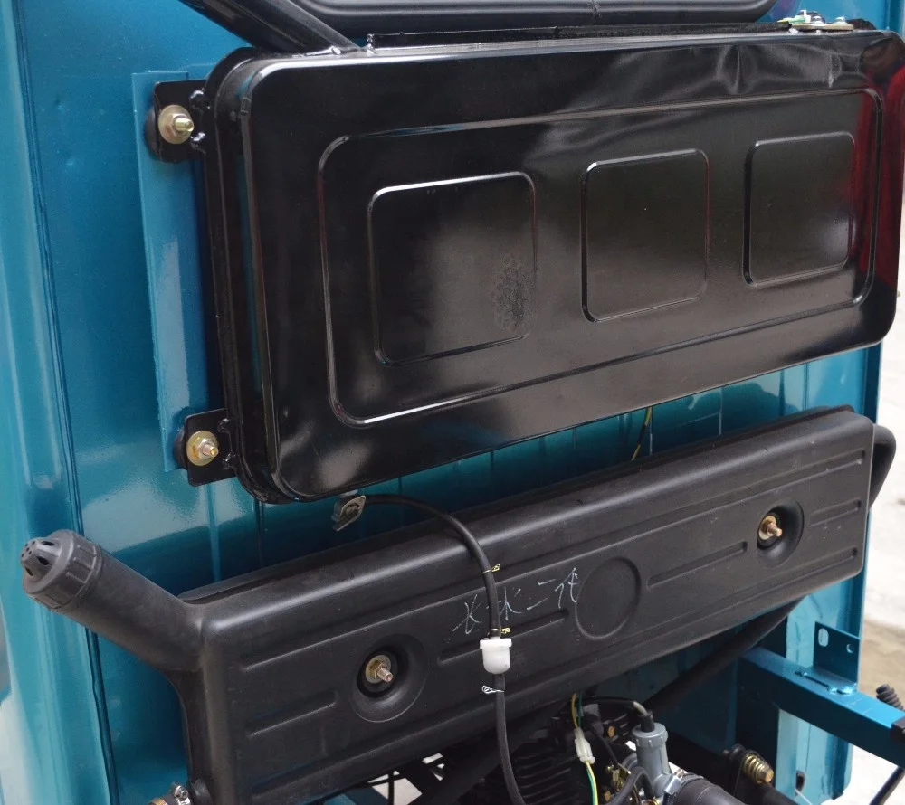 hot sale Cheap 150cc cargo tricycle with cabin 175cc cabin tricycle air cooled and water cooled