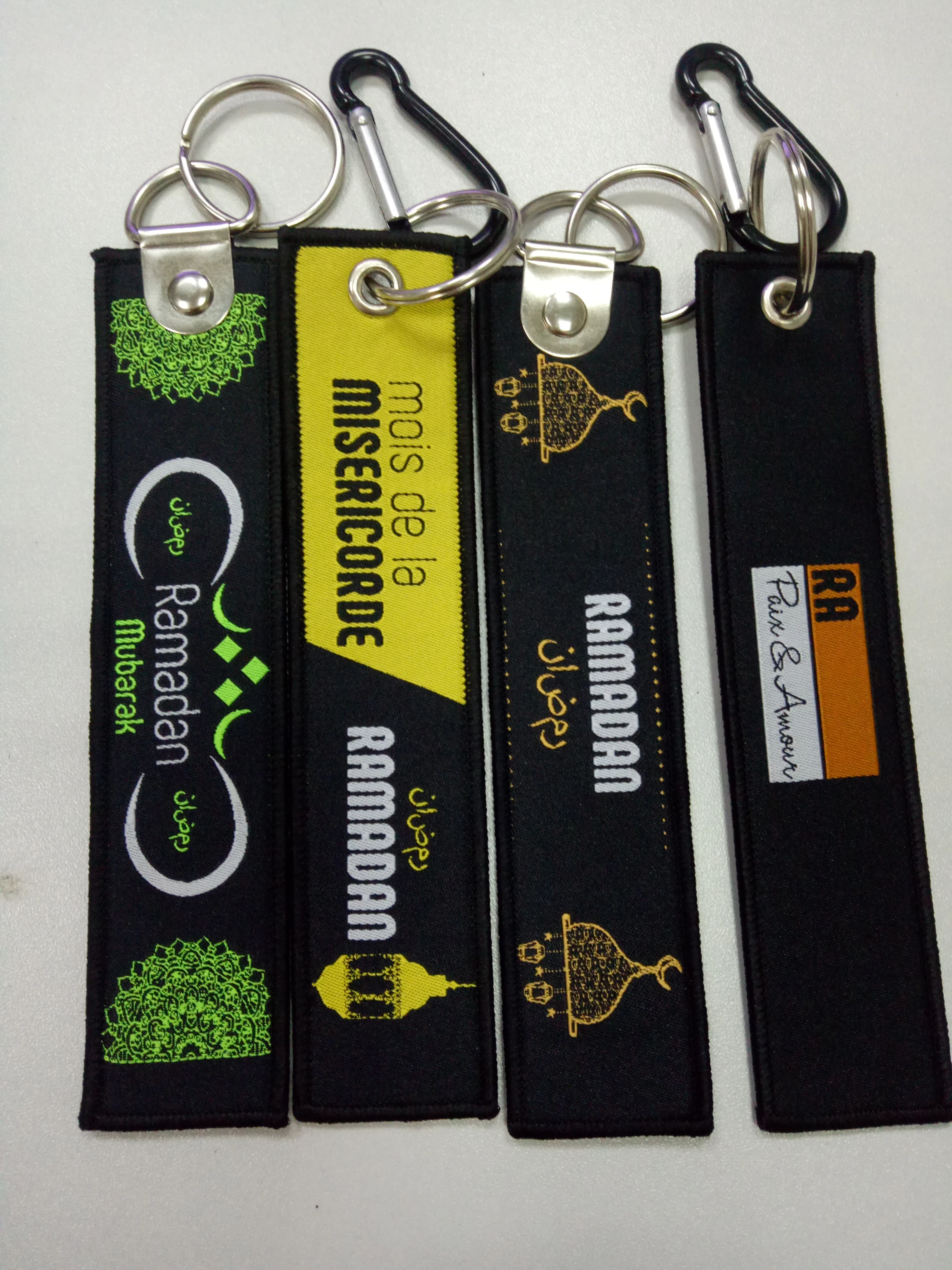 China factory direct custom Flight embroidery keychain woven key tag with your own logo