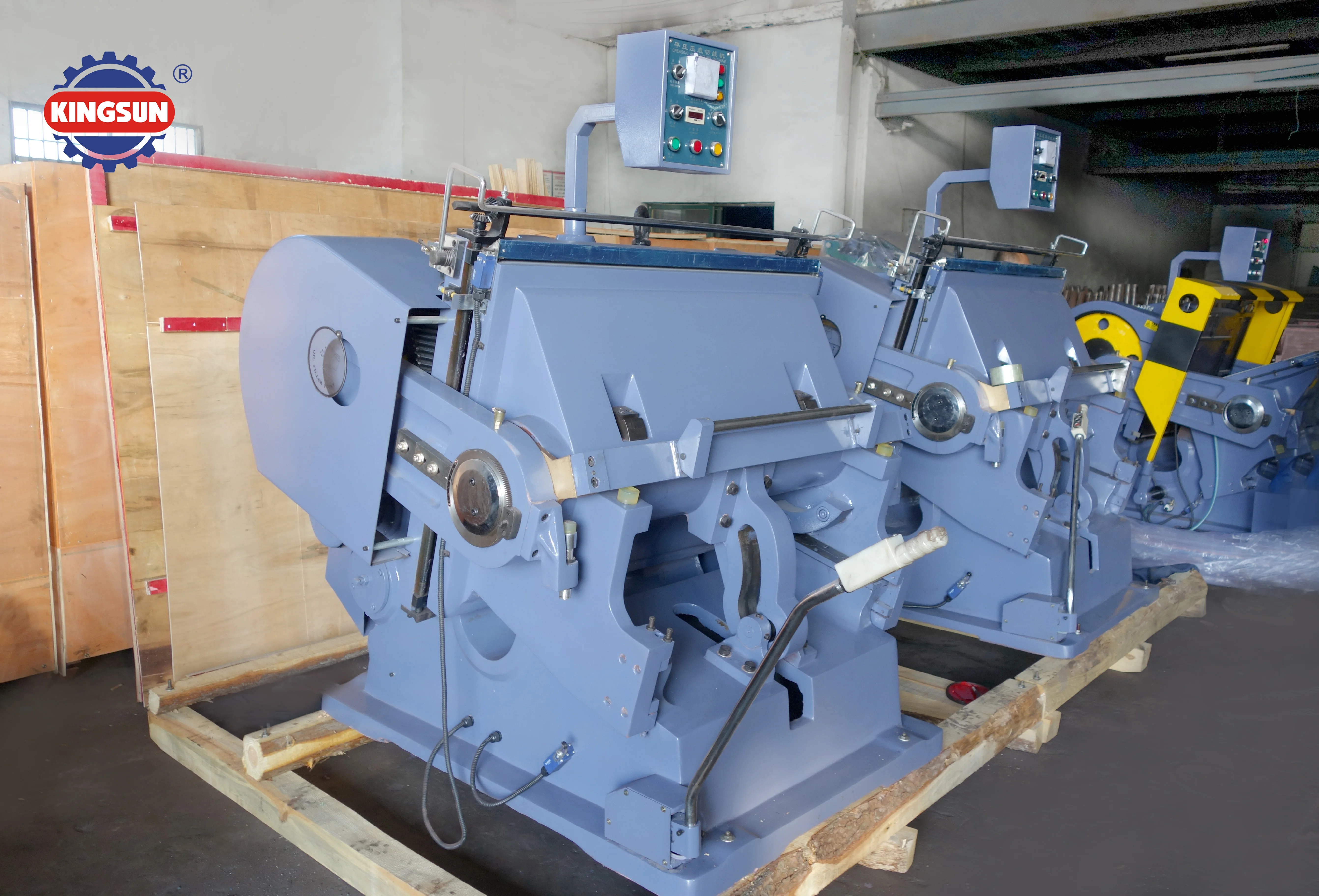 ML-750 High Quality Paper Die Cutting and Creasing Machine