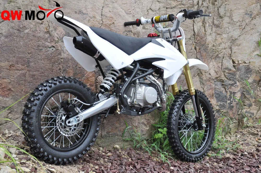 High quality YX 140cc oil cooled manual Racing Dirt Bike Pit Bike for sale