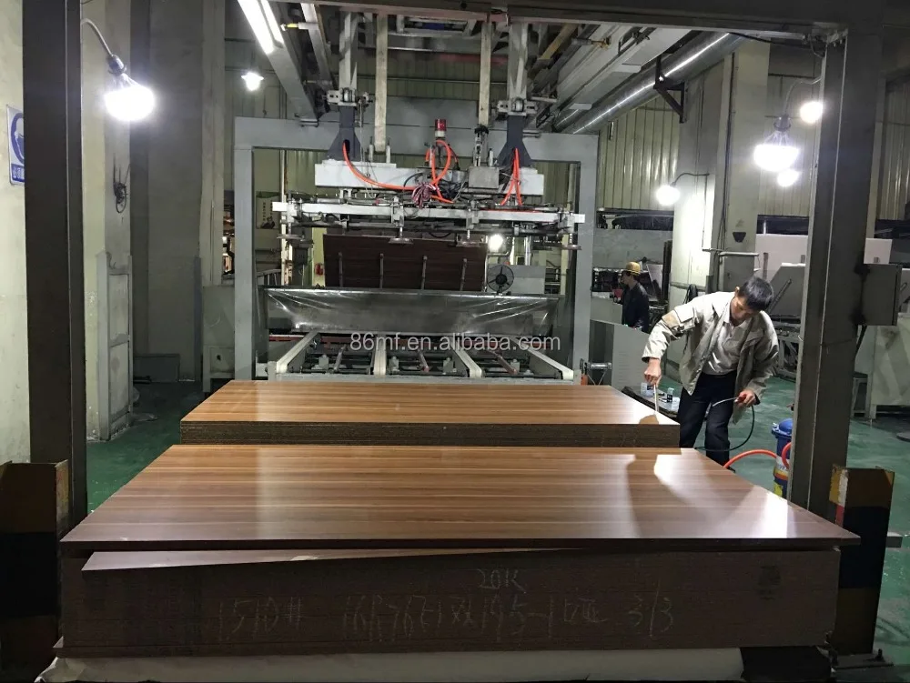 
18mm E1/E0 walnut wood color melamine laminated particle board 