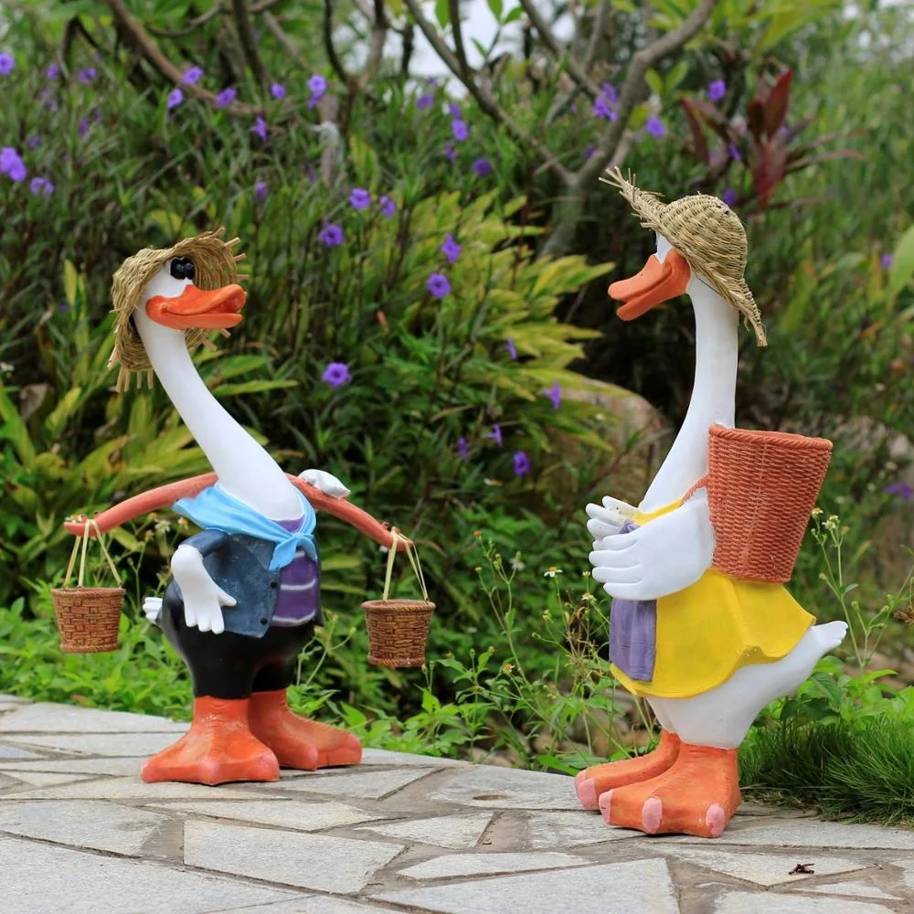 Factory Price Lovely Fiberglass Cartoon Duck Statue For Garden Decoration