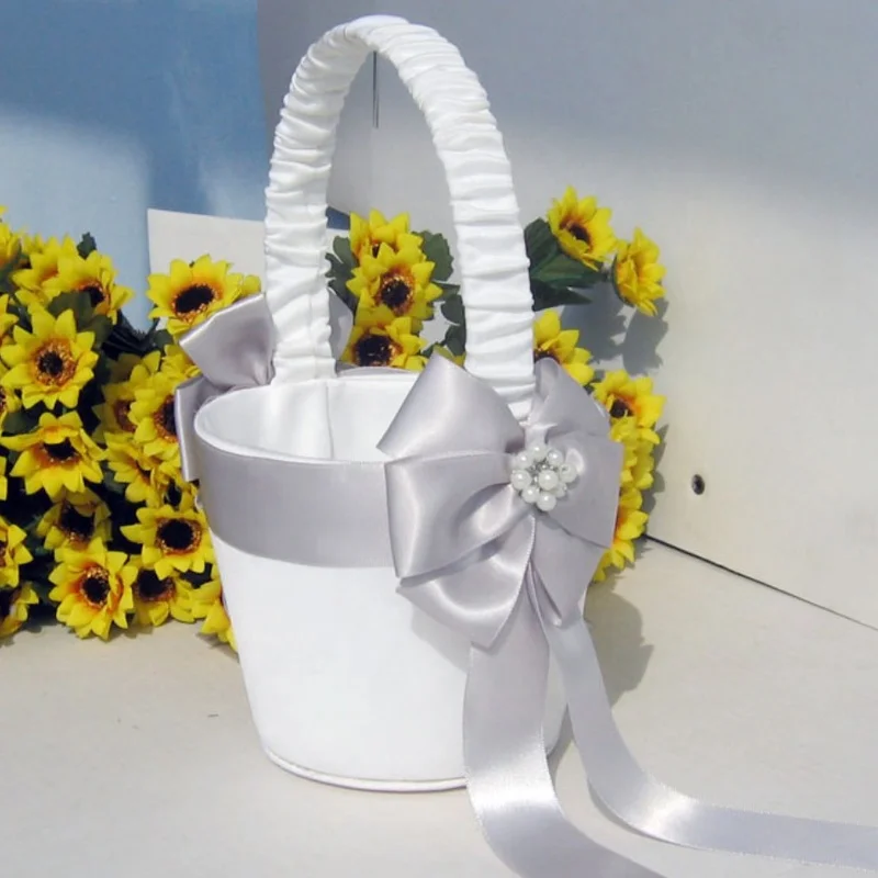 Wholesale Wedding Decoration Set Satin Ring Pillow Flower Girl Basket Bridal Garter Gift For Guest Ceremony Party Supplies