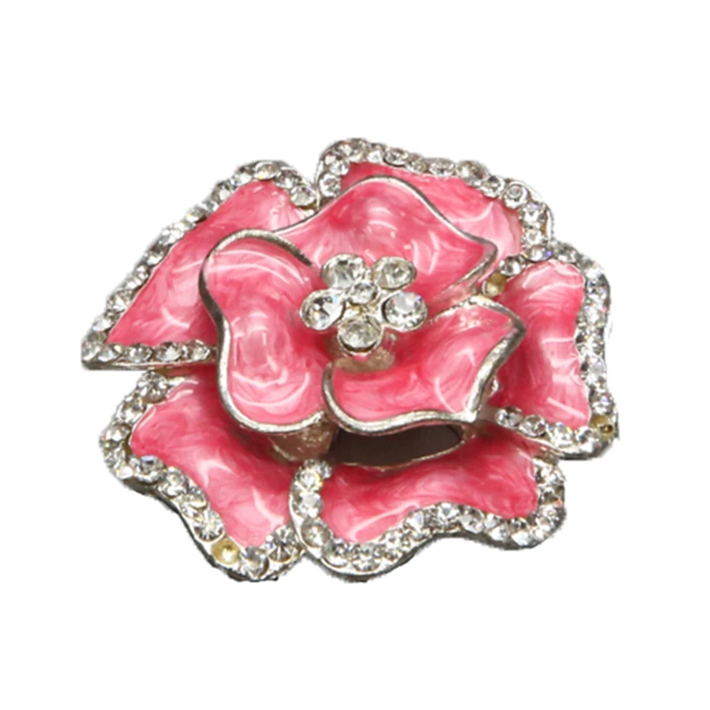 Cheap custom woven logo slouch crochet hat horse brooch