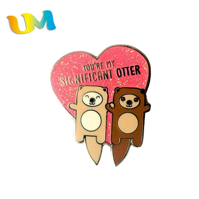 High quality gold plating bee glitter enamel pin wholesale