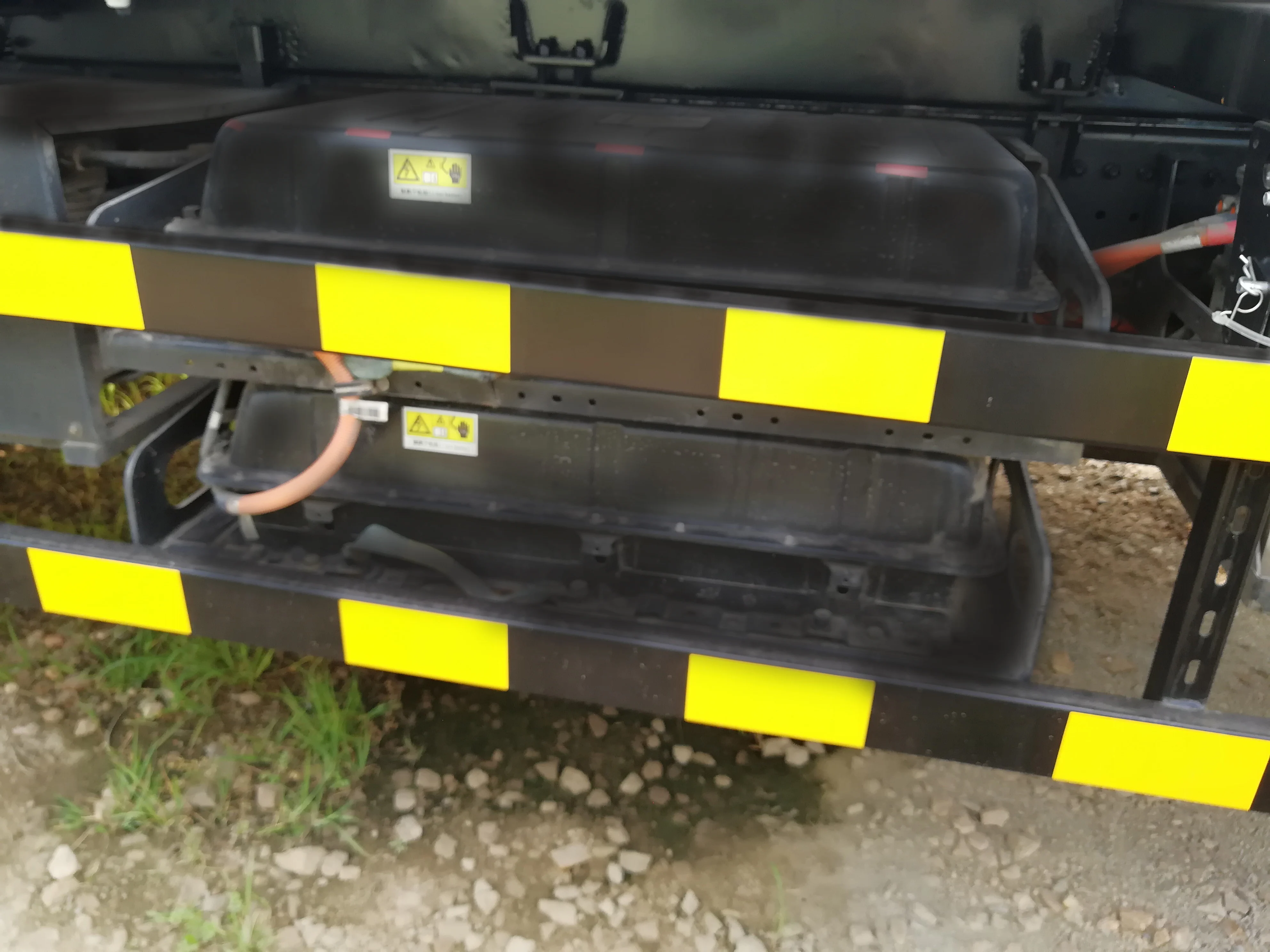 
8 tons pure electrical garbage truck compactor,waste collector with Shanman chassis 