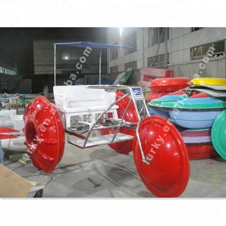 Family happy water sports sea water antirust 3 wheel floating water bike pedal boat