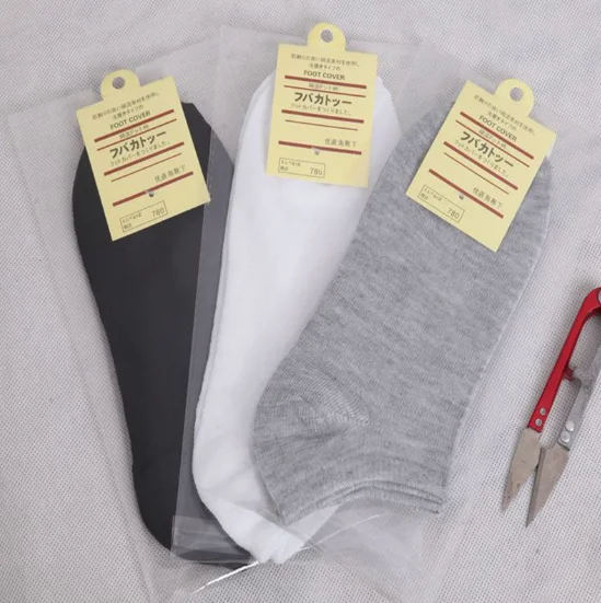 
LayleUnisex Antibacterial Silver ions Copper ions infused Diabetic Sock for protection and better circulation 