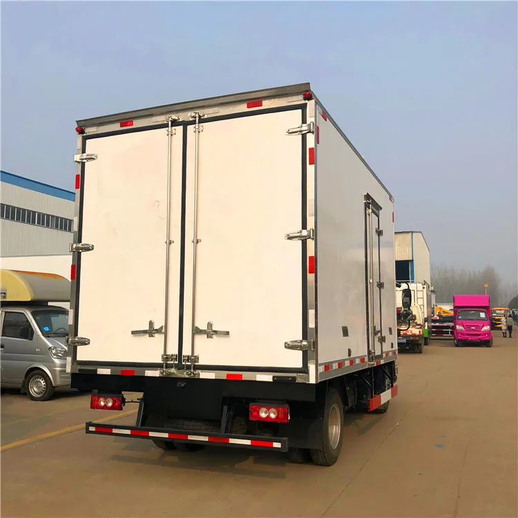 
Brand New FOTON 4*2 Left Hand Drive Diesel Refrigerated Truck at Good Price 