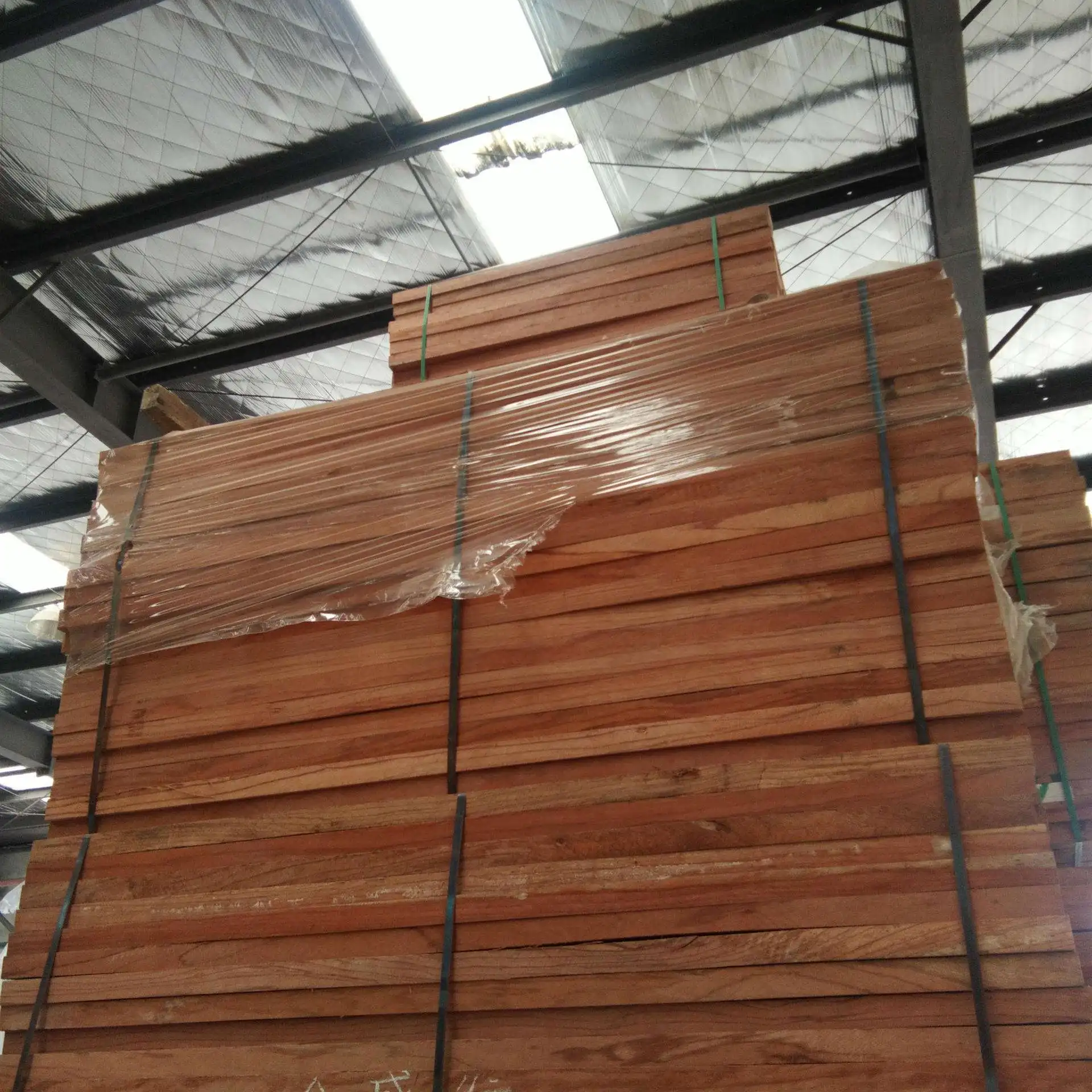 Африканские сегментированные тимберы и круглые бревна/квадратные