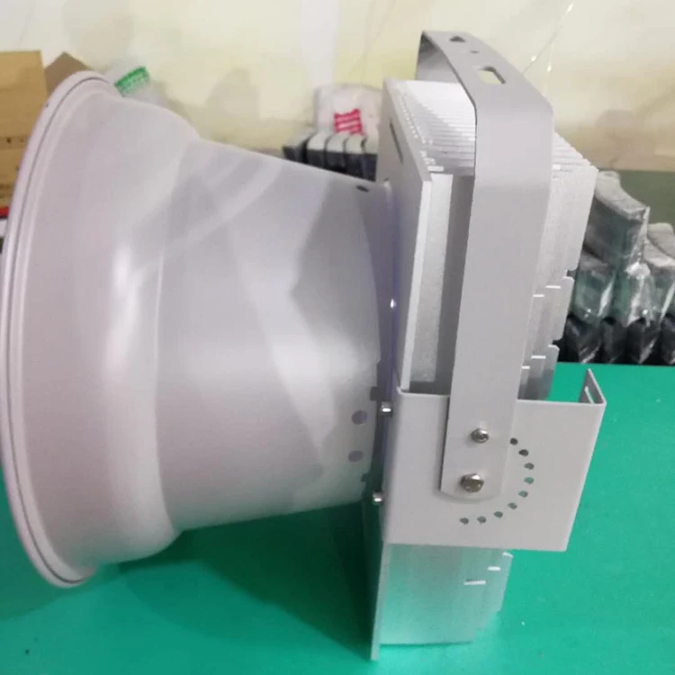 High power IP65 brand driver outdoor pure white light 110volt/220 volt long-distance 1000watt led reflector industrial light