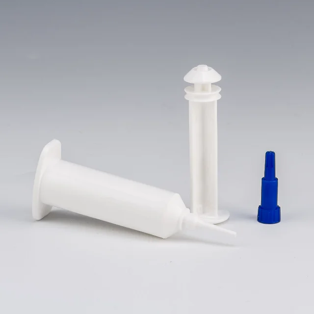 
wholesale 13ml cow mastitis plastic veterinary syringe for sale 