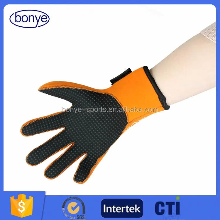 Swimming & Diving Gloves