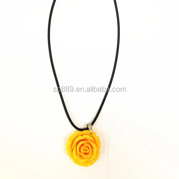 Alibaba Best Selling Purple Rose Necklace Resin Charm with Gold Plating Link-shaped Chains Fashion Styles from Dongguan