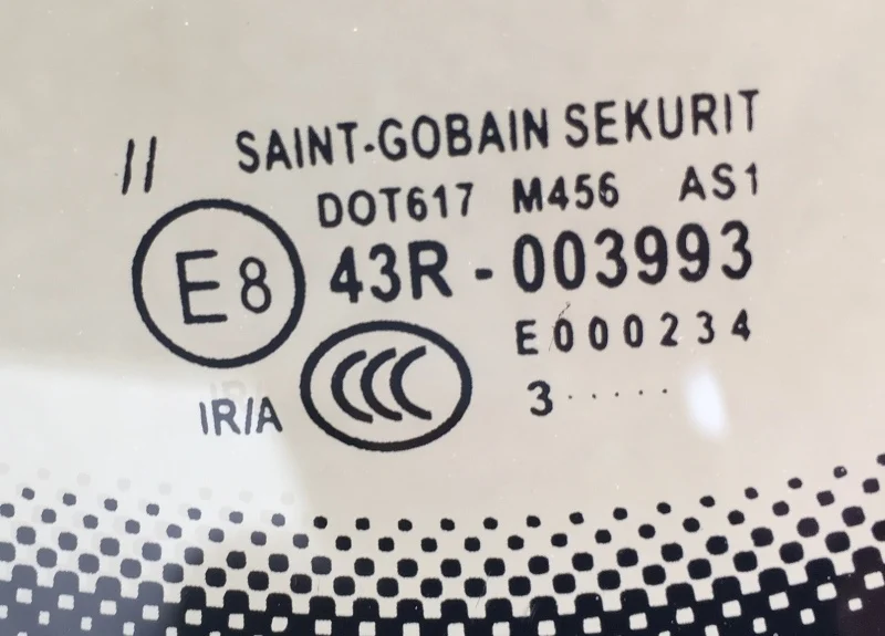 Windshield for SUV Cayene 2010-