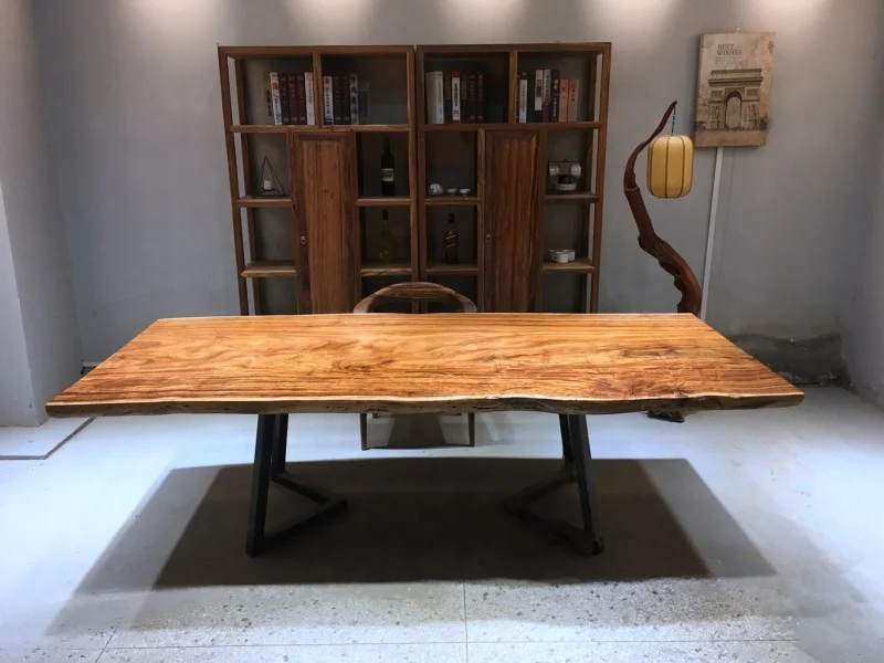 Natural edge wood slab with free table legs 6 people sitting wooden dining table