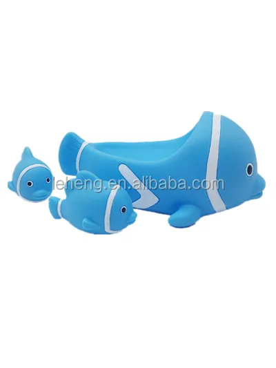 Yiwu plastic non-toxic soft baby shower mother&son blue fish bath toys for kids