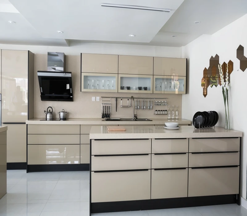 
GuangZhou Bomei Manufacturers Imported Painting Kitchen Cabinet For The Project Simple Design 