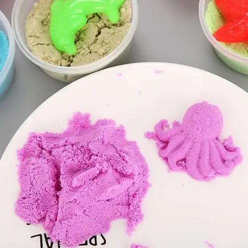 Attractive style 12 colors personalized especial magic sand toy with molding