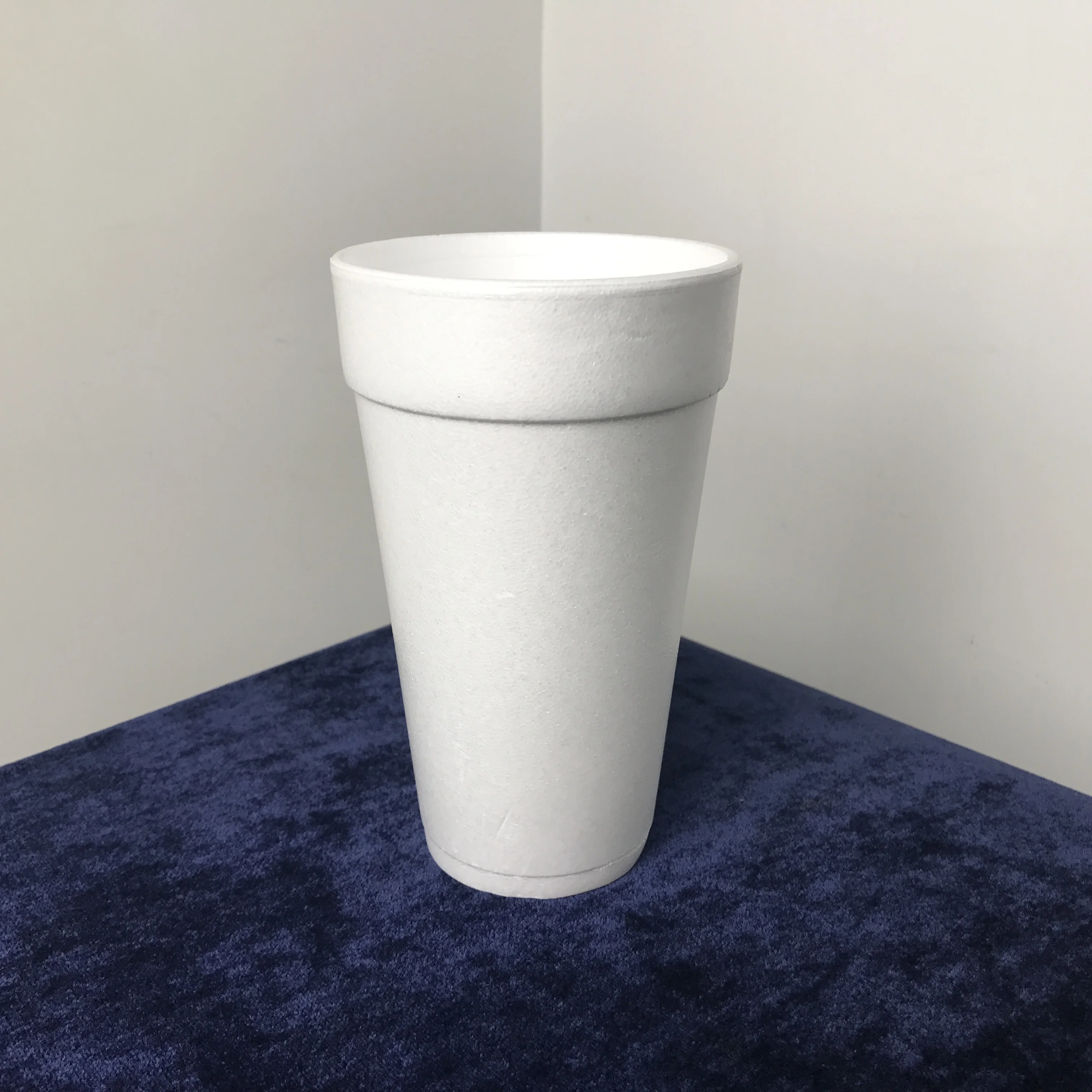 
32oz Plastic Pitcher Handle For Eps Foam cup 