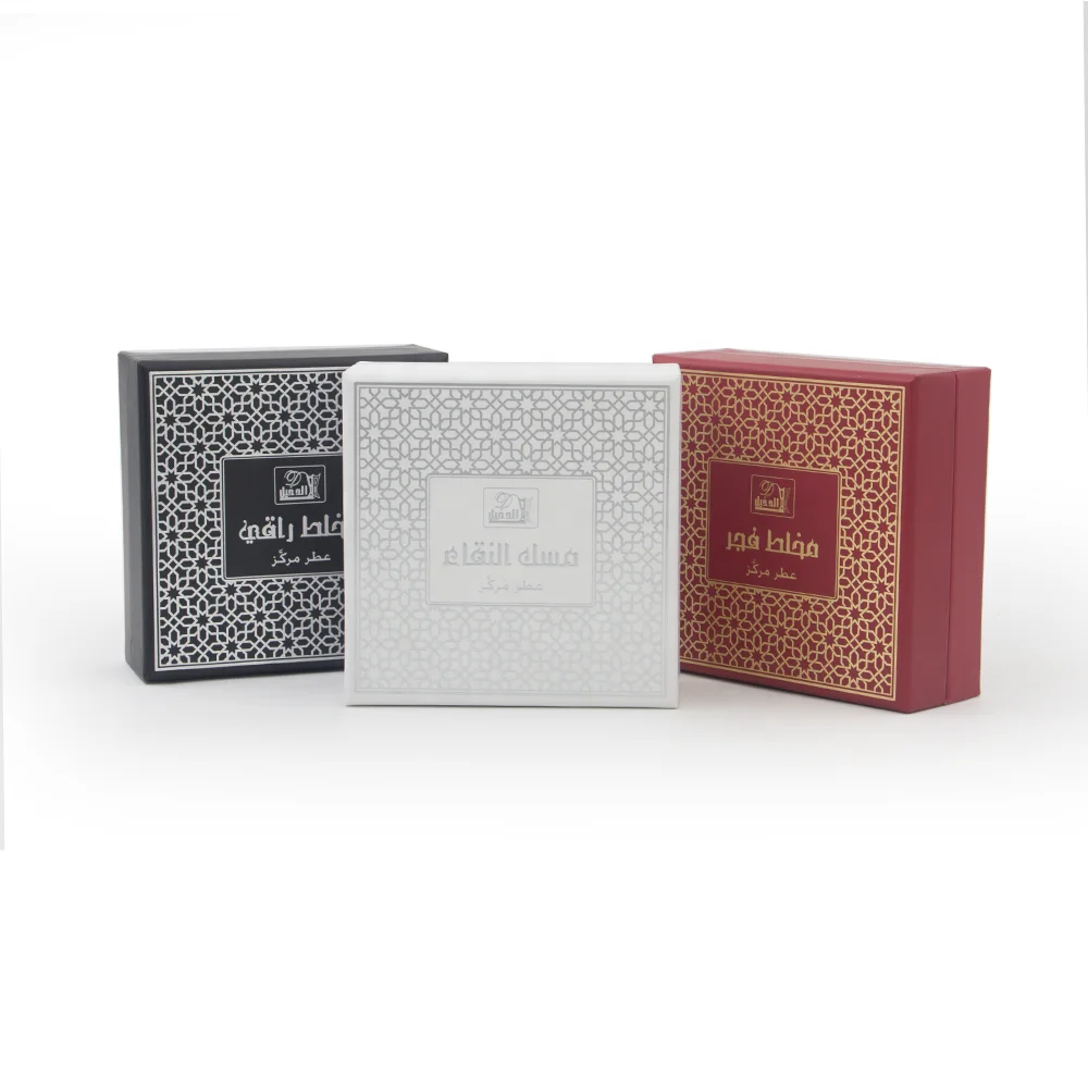 Beautiful Gift Perfume Paper Box Packaging With Hot Stamping , White Black Red