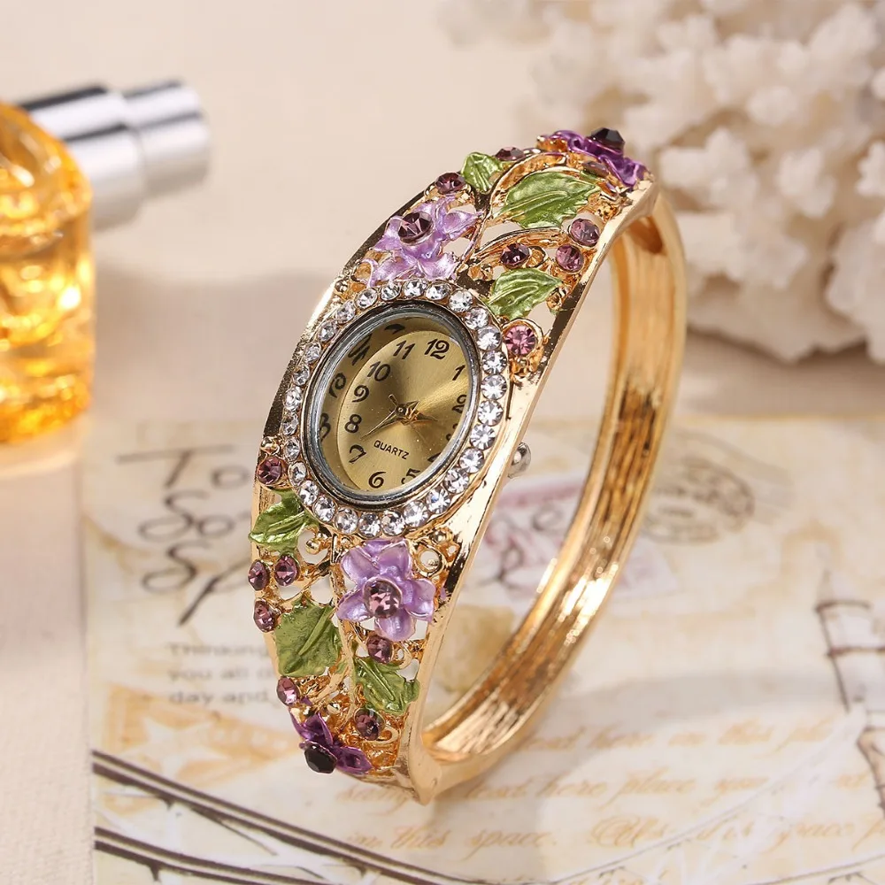 New Hot Sale Lady Watch Retro palace Casual watch Ladies Antique Hollowed Designs Diamond Watch