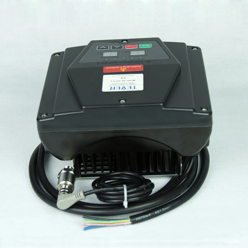 
variable speed drive smart water pump frequency inverter for 50Hz 60Hz single phase three-phase water pump 