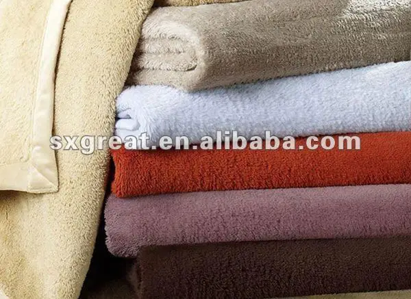 high quality China manufacturer polyester Coral Fleece Blanket for home, travel, camp