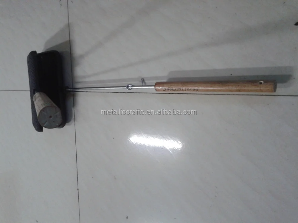 
heavy duty cast iron fireside hamburger / pie/Jaffle/camp/sandwich cooker iron with stay-cool wooden/ bakelite handles 