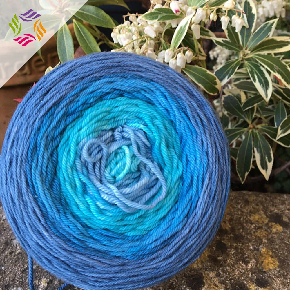 2017 multi-coloured cake yarn idael acrylic wool yarn a good-value fancy knitting yarn for women