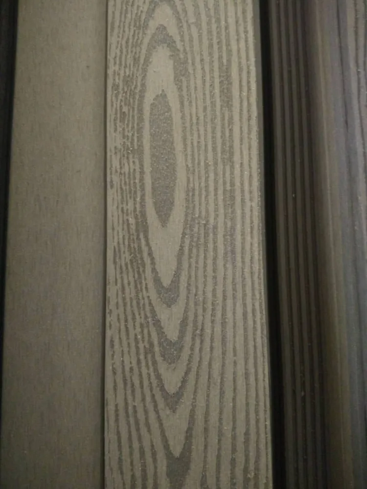 Balcony Wood Fence Slat PVC WPC Wood Plastic Composite Fence