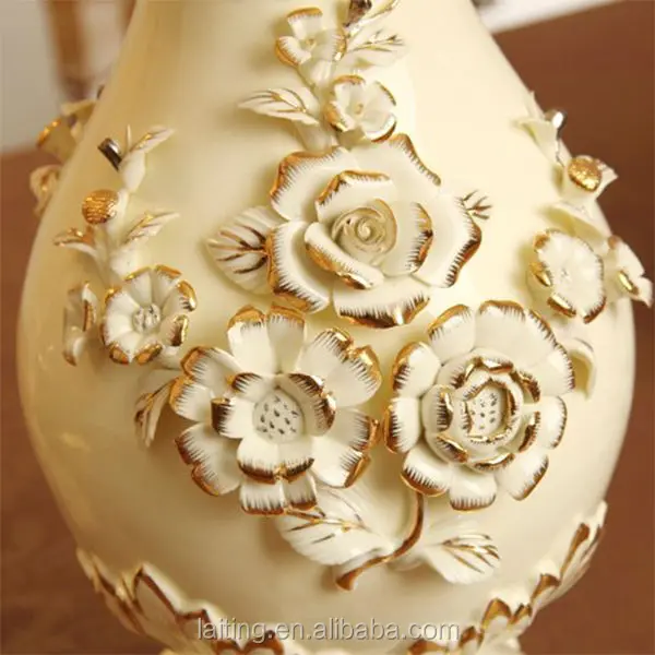 Side Table Lamps Luxury Modern Decorative Table Lamps European Porcelain Magnifying Desk Lamp Gold Electric Fabric AC 220V