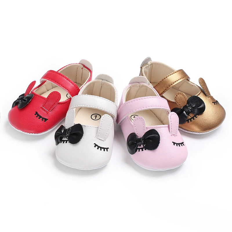 2023 Alibaba wholesale hot new soft baby shoes with different colors baby girls Prewalker shoes
