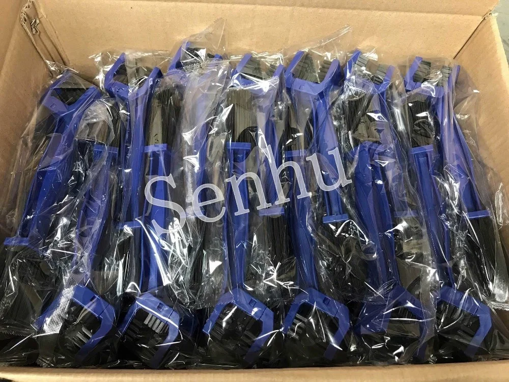 Plastic chain cleaning brush motorcycle chain brush cleaner