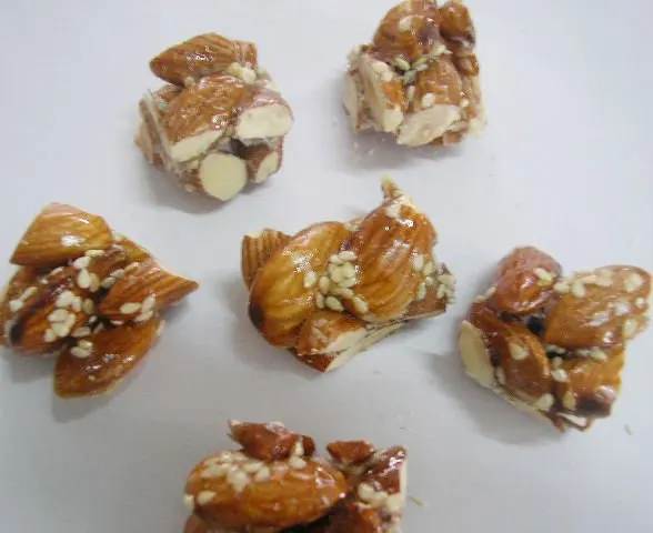 Almond crunch.jpg