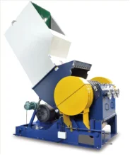 Небольшая дробилка для пластика/гранулятор для литья под давлением