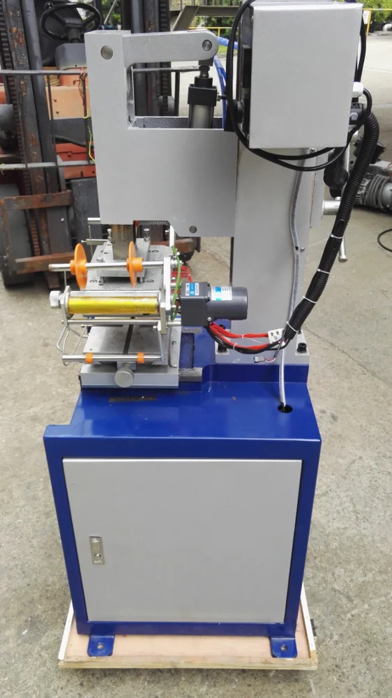 Hot foil stamping machine  for leather/ pencil /Cosmetic bottle