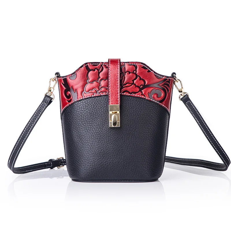 2020 New Fashion Korean Style Embossed Cowhide Leather Handbags Ladies Hand Bucket Bags For Women