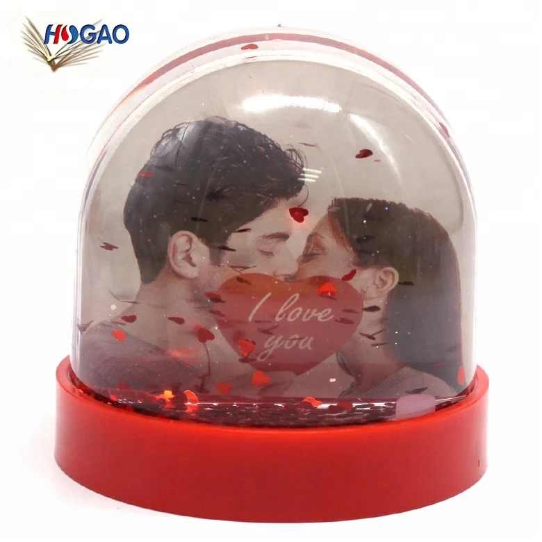 OEM crystals snow dome home decor return gifts plastic photo frames water globe wedding custom romantic snow globe for guests